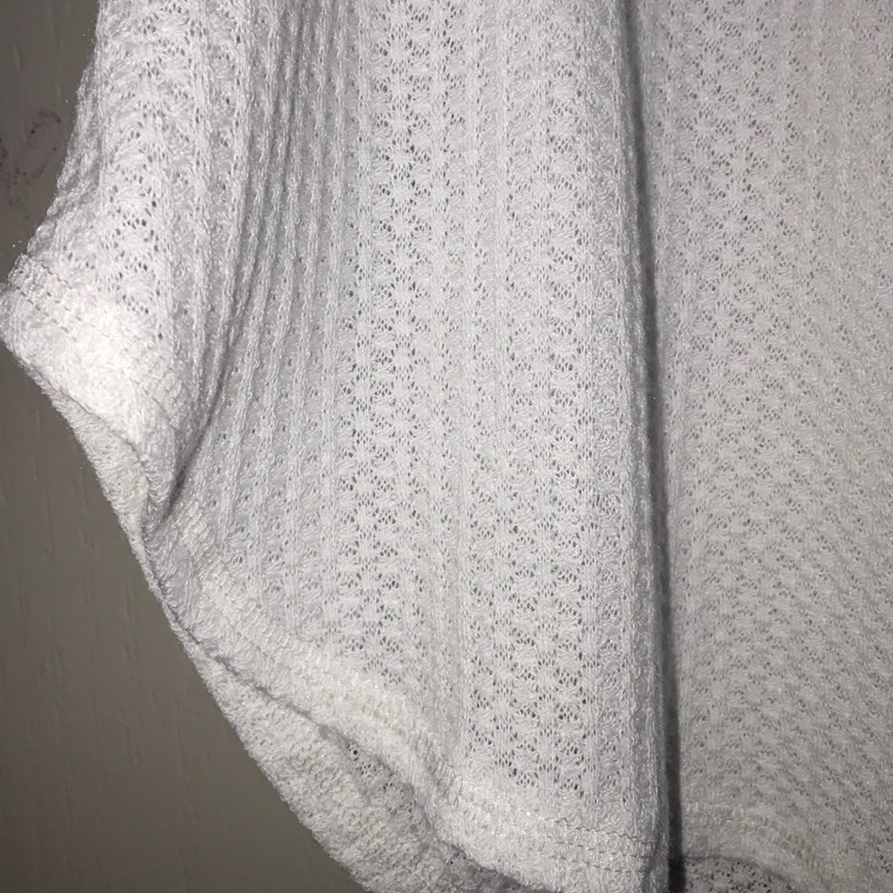 blouse - Picture 2 of 3